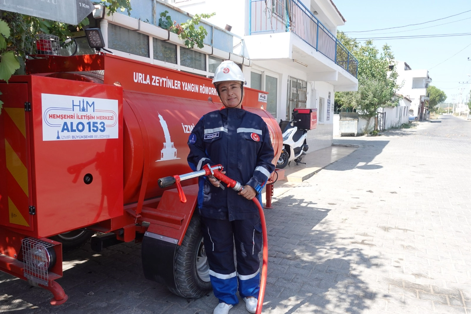 Yangın söndürme tankerleri yerlerine ulaştı haberinin görseli