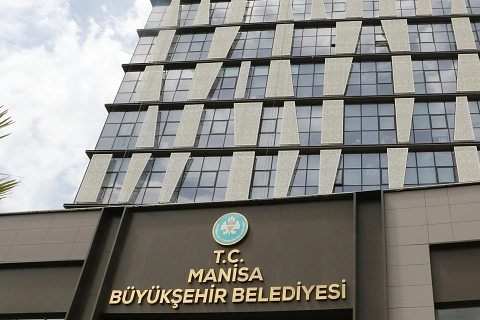 Manisa'da eski başkana icra şoku!