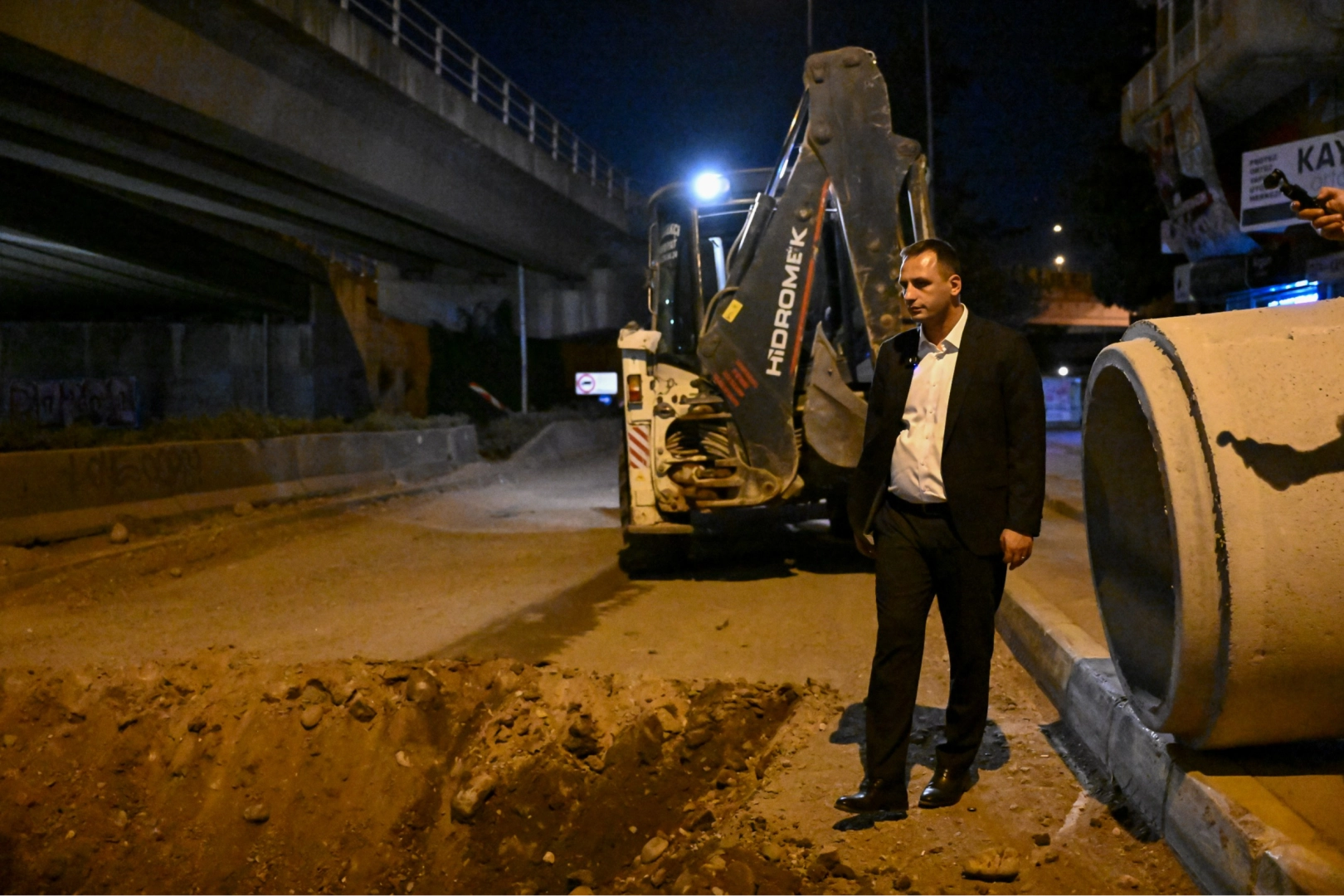 Altyapı çalışmalarının tamamlandığı yerlerde asfalt serimi hemen yapılacak