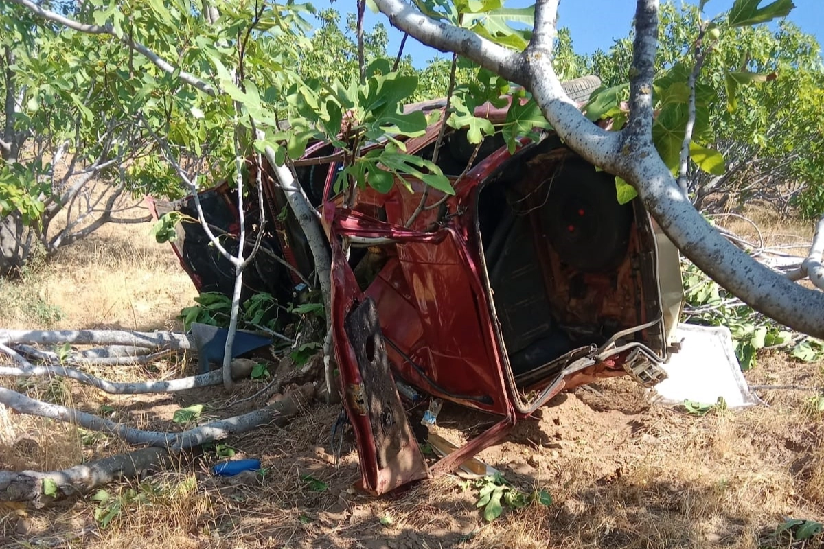 Aydın'da ölümlü kaza: Otomobil uçuruma yuvarlandı