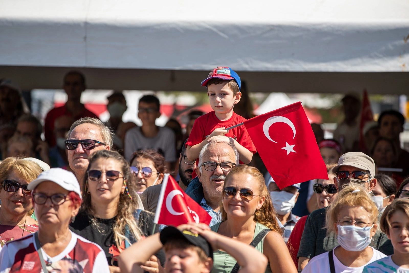 İzmir haber: İzmir Marşı tüm kenti saracak