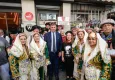 Cemil Tugay zeybek gösterisine katıldı