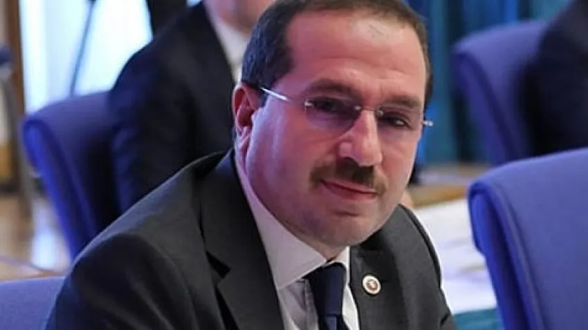 AK Partili Kırkpınar’dan Yücel’e tepki: Bu kafa ile iktidar olmanız mümkün değil