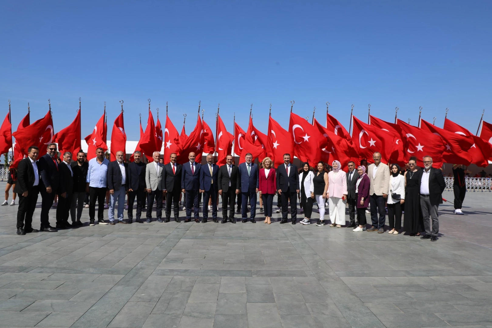 AK Partili Saygılı'dan CHP'ye kutlama tepkisi haberinin görseli