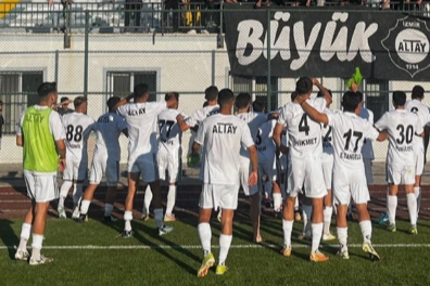 Altay ilk galibiyetini Ankara'da aldı haberinin görseli