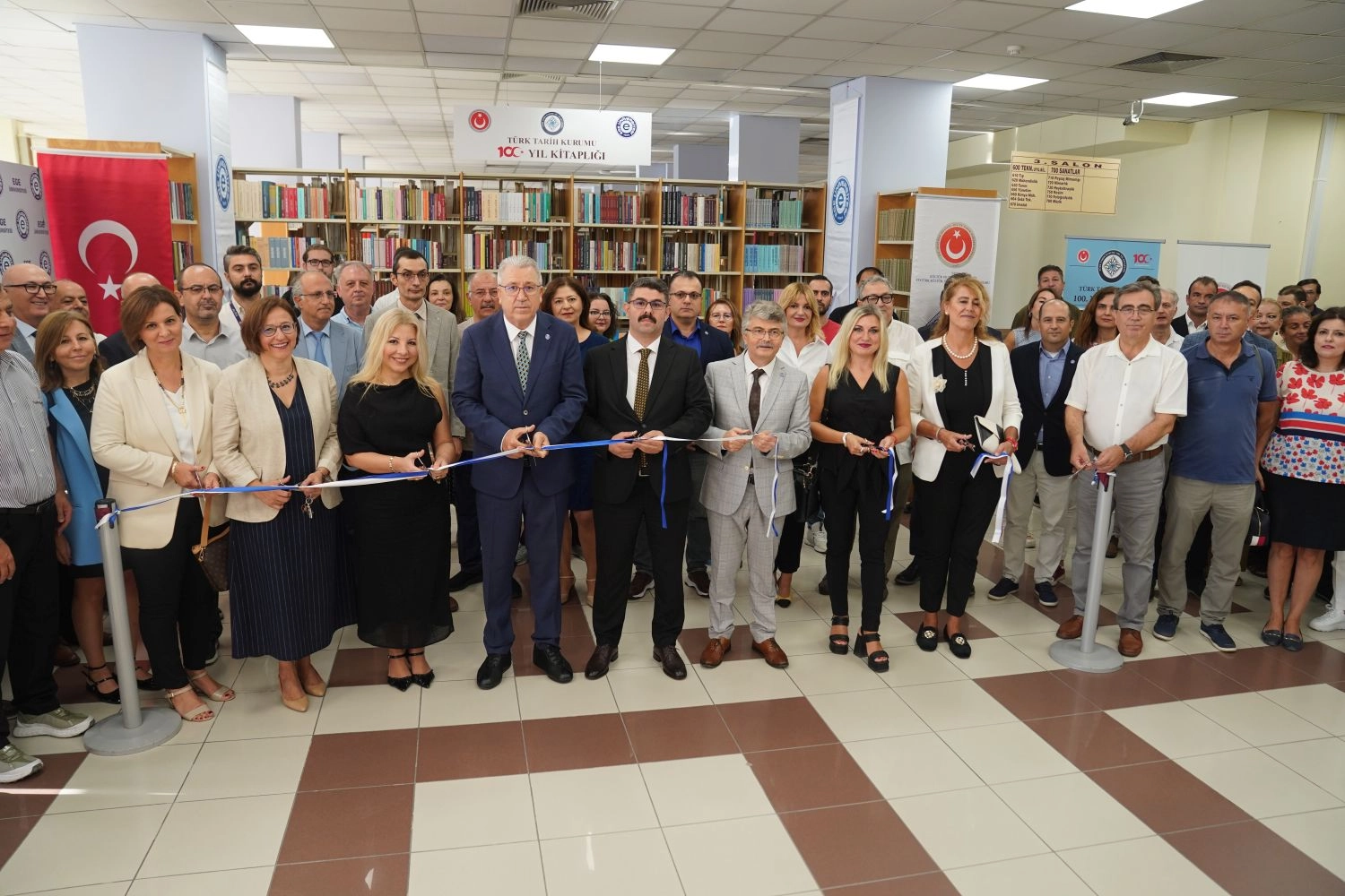 Ege Üniversitesi'nde 100. Yıl Kitaplığı haberinin görseli