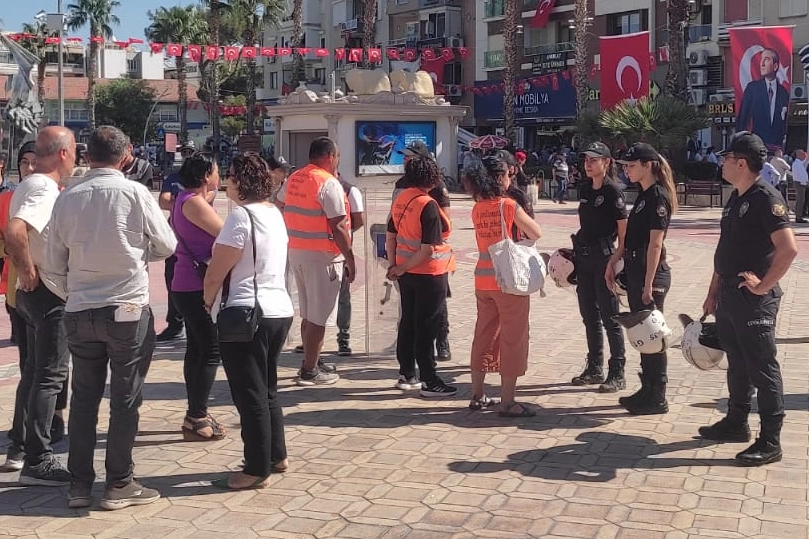 Menemen’de işten çıkarılan işçiler 9 Eylül kutlamalarına alınmadı