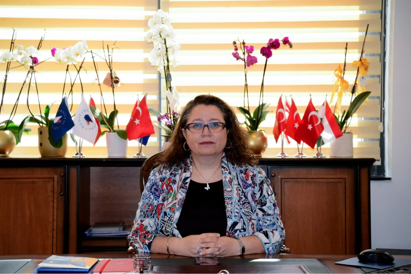Son 50 yılda intihar hızı yüzde 60 arttı haberinin görseli
