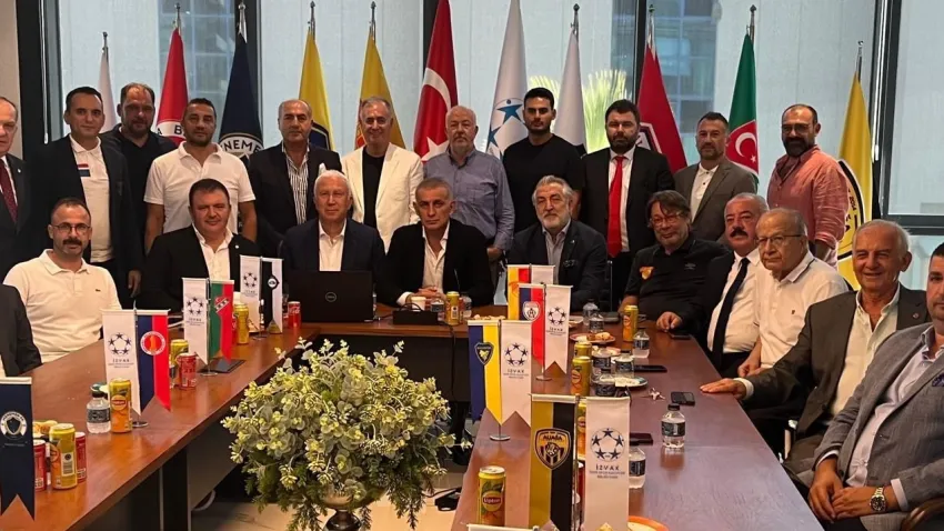 TFF Başkanı Hacıosmanoğlu’ndan İzmri Valisi’ne ziyaret