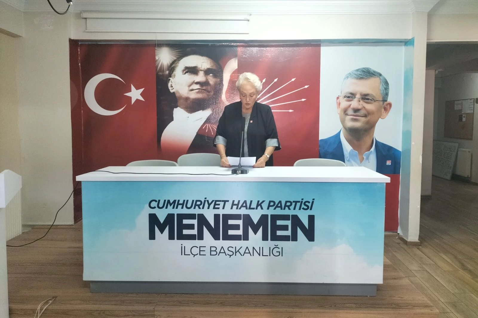 Menemen'de CHP'nin yıl dönümü kutlandı haberinin görseli
