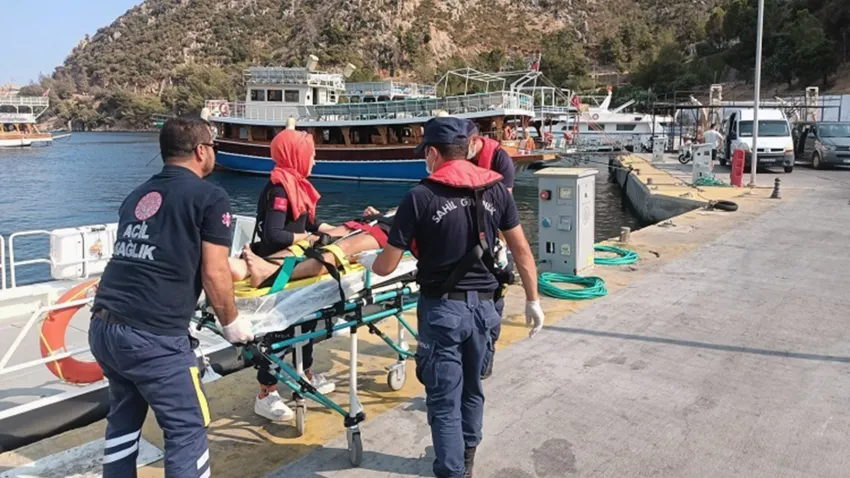 Yaralanan vatandaşın yardımına sahil ekipleri koştu haberinin görseli