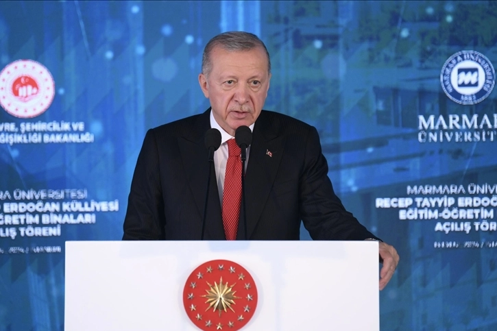 Cumhurbaşkanı Erdoğan: Çıkıp özür dilemesi gerekenler polise saldıranlar, esnafın camını çerçevesini indirenlerdir!