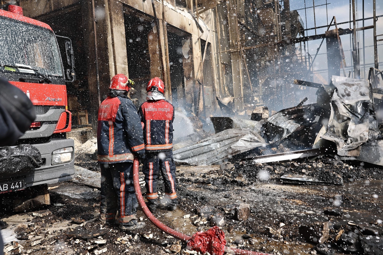 Sakarya’daki patlamada hayatını kaybeden kişinin kimliği belli oldu