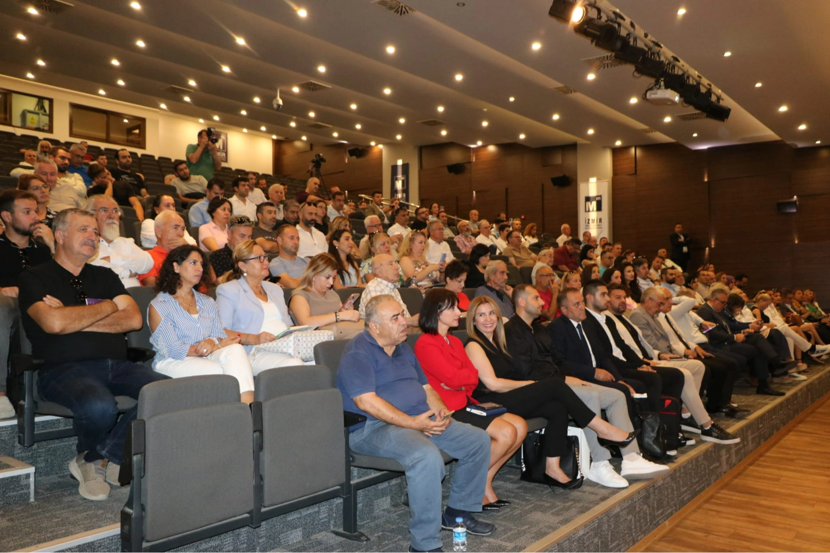 Dijital dönüşümde öncü şehir İzmir haberinin görseli