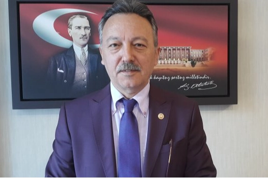 CHP’li Tacettin Bayır’dan 4. madde açıklaması: Ekonomi konuşulmasın diye suni gündem yaratılıyor