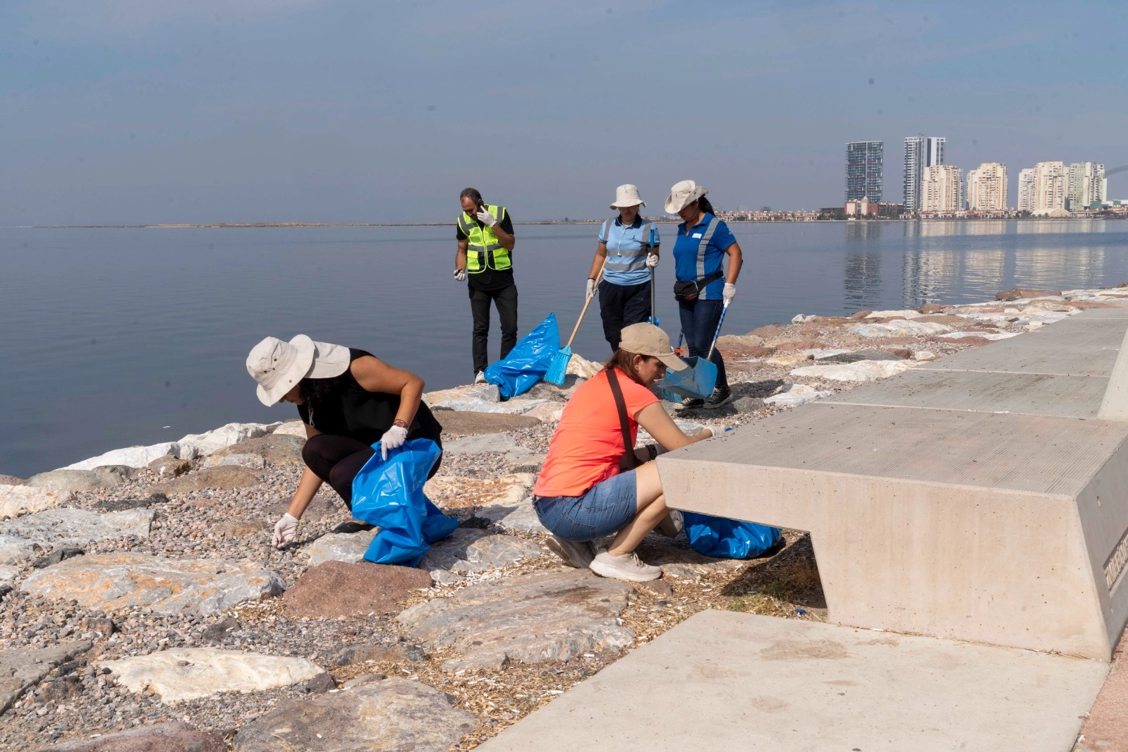 İzmir’de 1 ton atık 500 fidana dönüşüyor