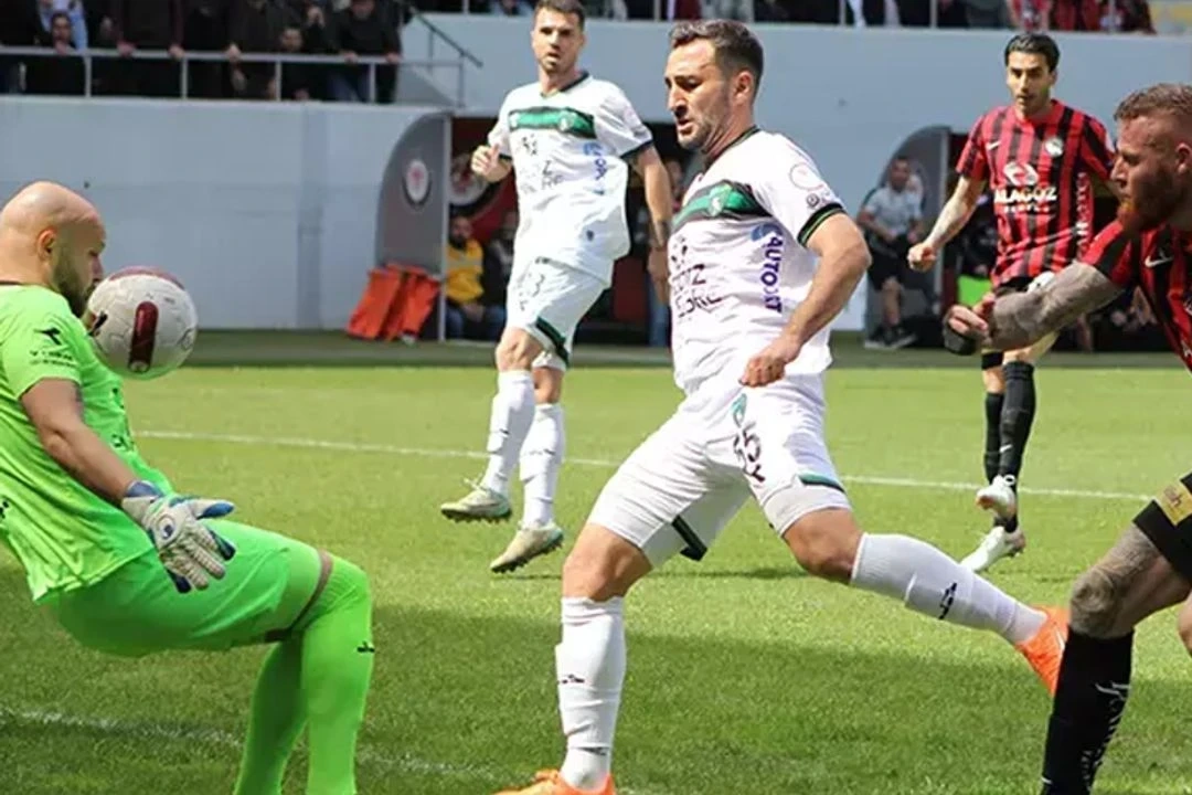 Çorum FK - Kocaelispor maçı hangi kanalda, saat kaçta? Çorum FK - Kocaelispor maçı detayları