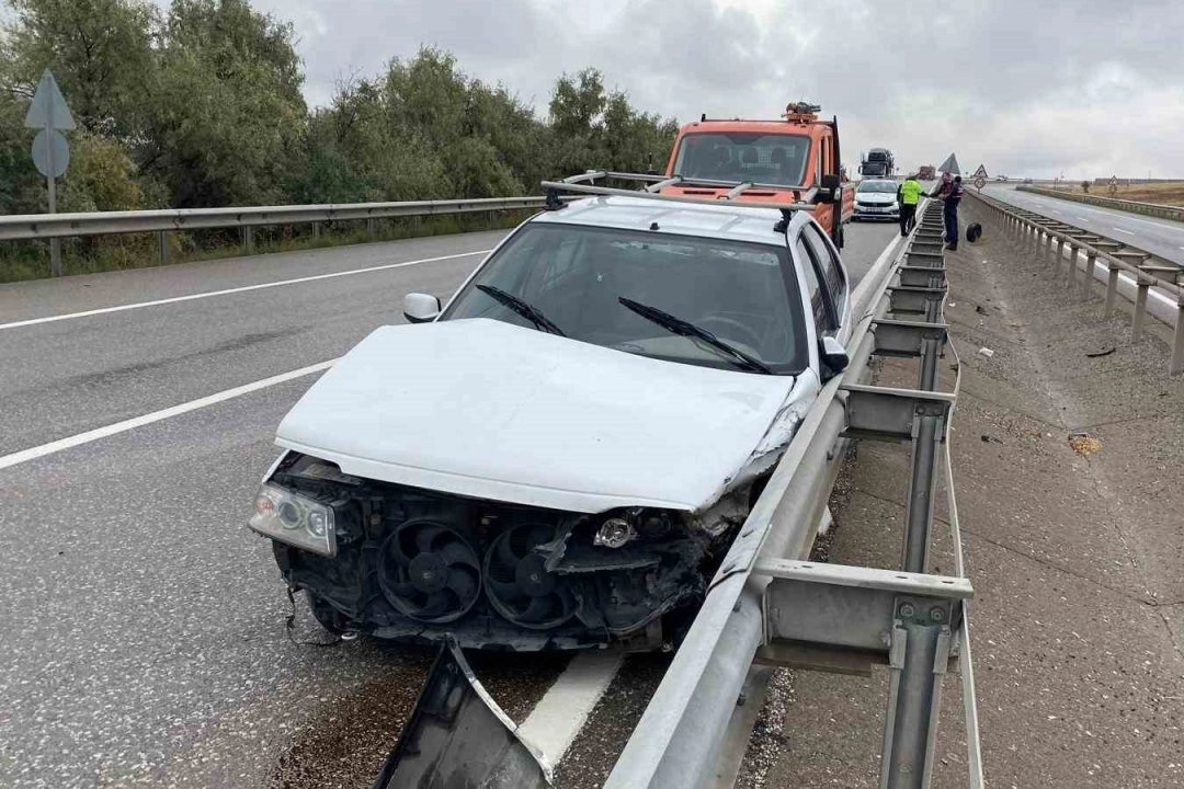 Diplomatların konvoyuna bombalı saldırı: 1 ölü, 4 yaralı