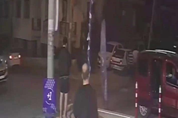 İzmir’de kazara ağabeyini öldüren kardeş tutuklandı haberinin görseli