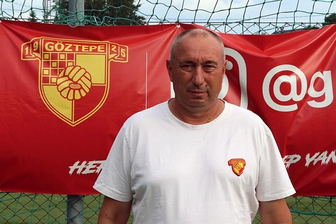 Göztepe Teknik Direktörü Stanimir Stoilov'dan önemli açıklamalar