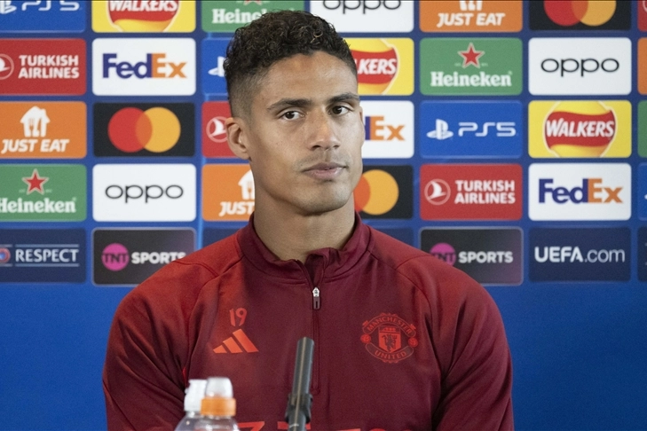 Genç futbolcu Raphael Varane futbola veda etti