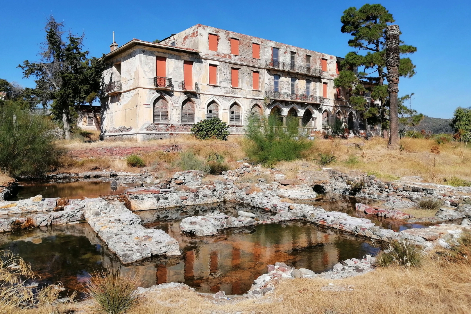 Yaşar Üniversitesi’nden Midilli’nin 100 yıllık sarayına yaratıcı tasarım