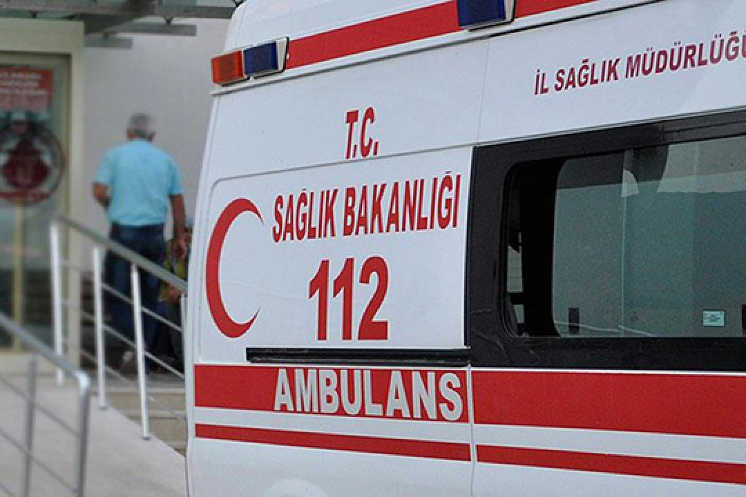 İzmir haber: Tedaviye geldi, ambulansı kaçırdı