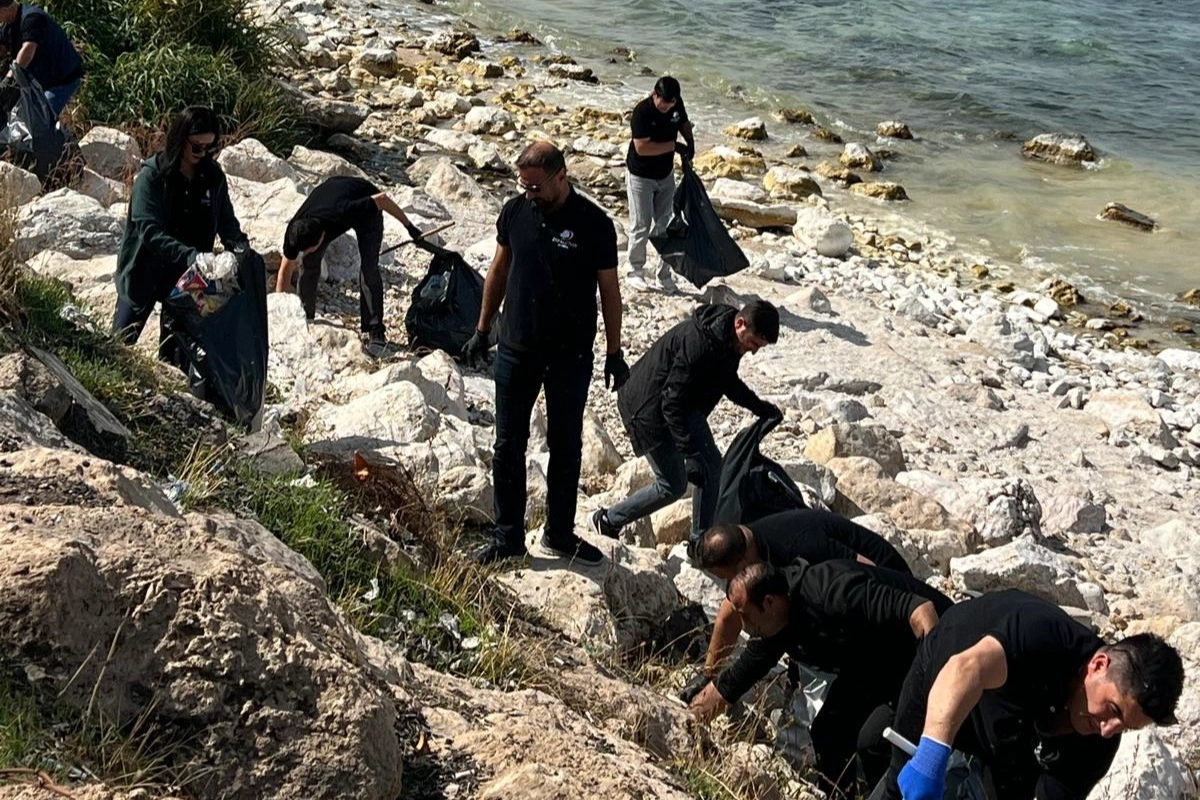 Van'da sahil temizleme etkinliği   haberinin görseli