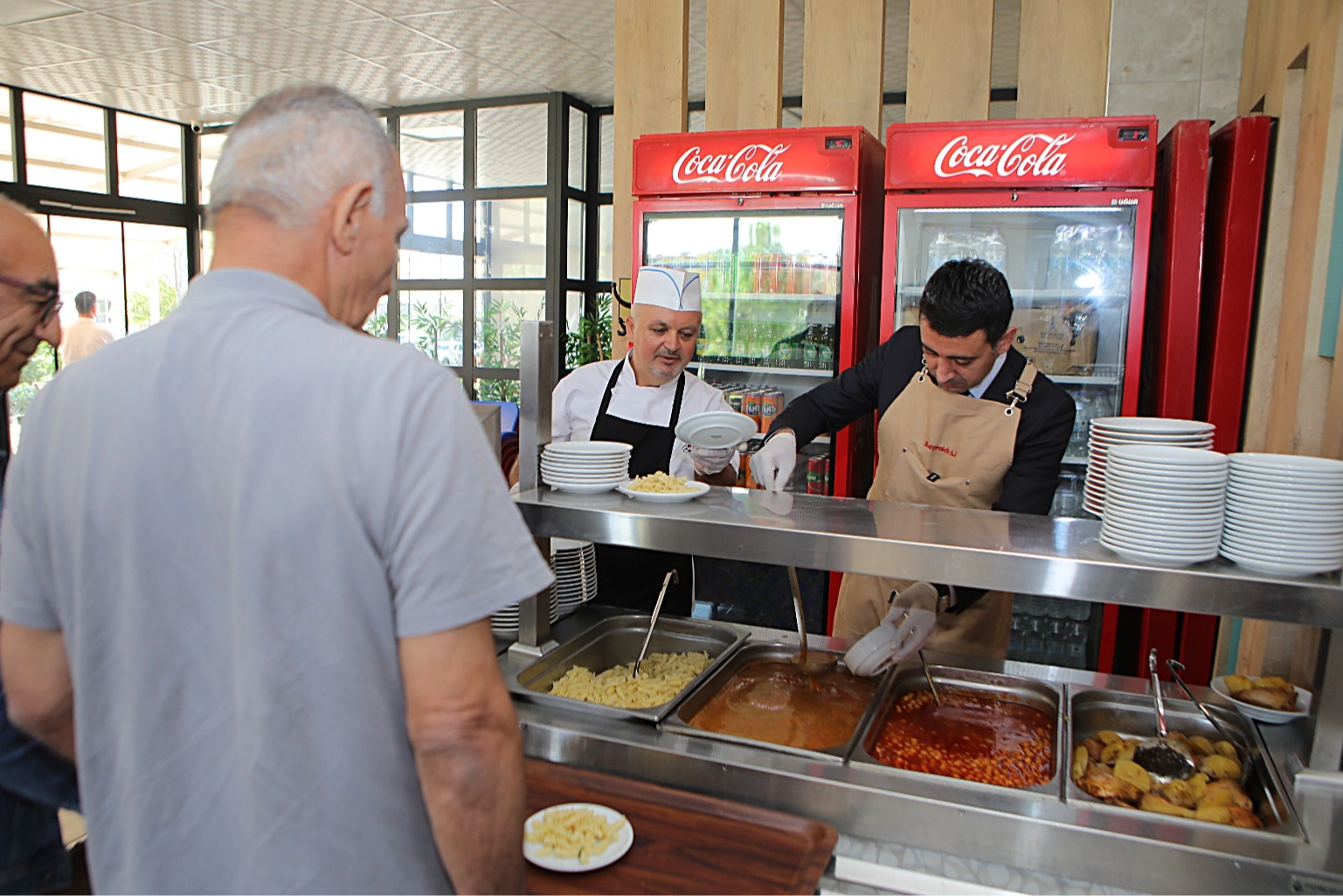 Bayraklı’da Askıda Yemek uygulaması başladı