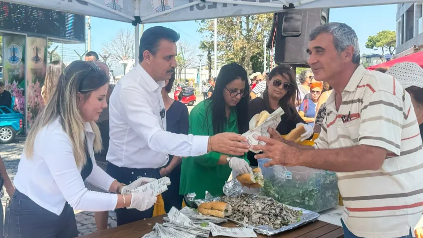 4. Sardalya Şenliği'ne yoğun ilgi
