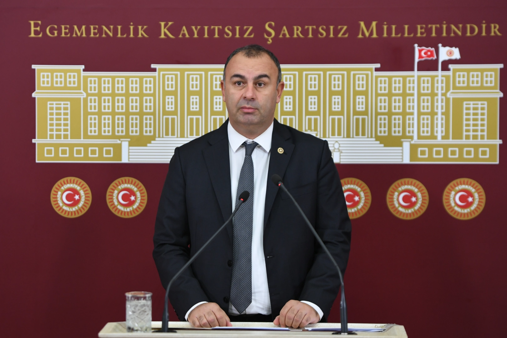 CHP’li vekil Arslan’dan Körfez kirliliği açıklaması: Bakanlık üstüne düşeni yapacak mı? haberinin görseli