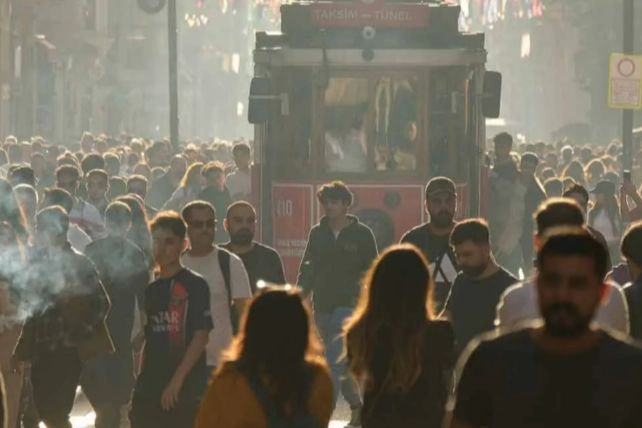  Cumhurbaşkanı Yardımcısı Yılmaz'dan işsizlik rakamları ile ilgili önemli açıklama! haberinin görseli