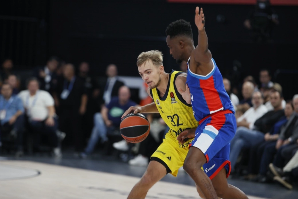Fenerbahçe Beko EuroLeague’de 2’de 2 yaptı haberinin görseli
