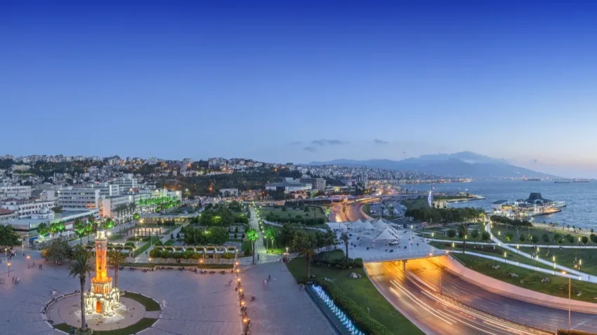 İzmir, En Sevilen Kent olma yolunda: Uluslararası arenada yarışıyor haberinin görseli
