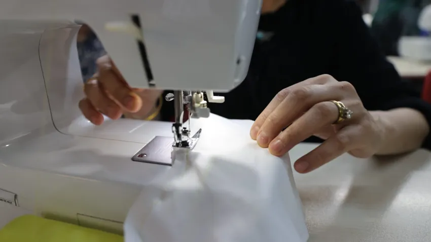 Konak’ta hijyenik ped dikim atölyesi