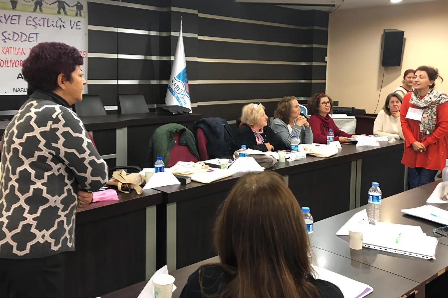 Narlıdere’de kadınlar için insan hakları eğitimi haberinin görseli