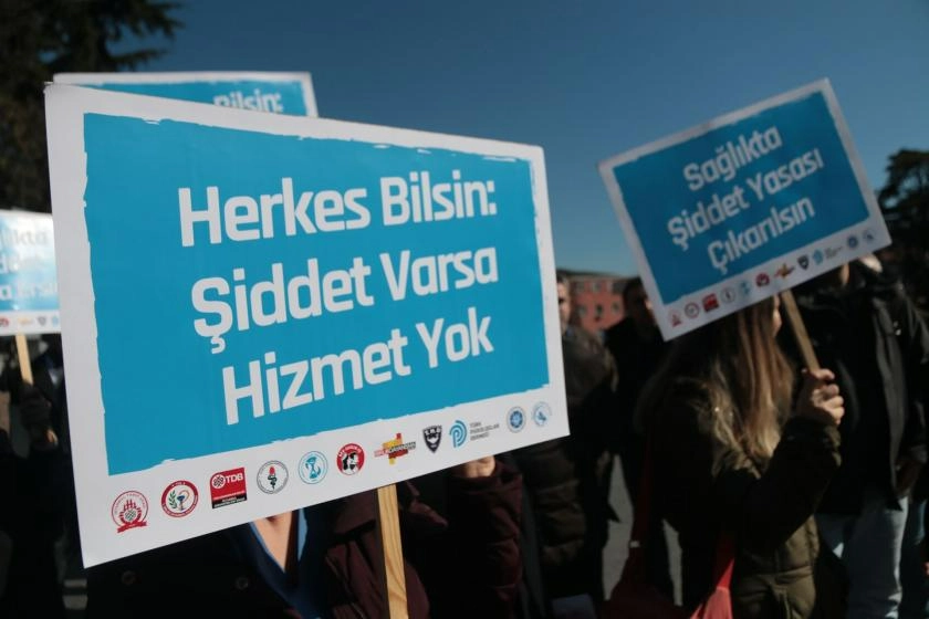 Türk Tabipleri Birliği: Biz, yaşamak ve yaşatmak istiyoruz! haberinin görseli