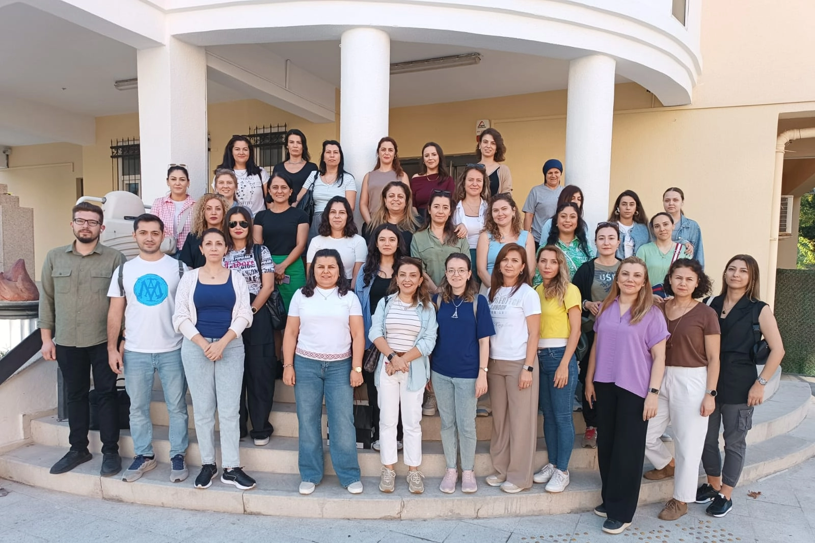 DİSK’ten Cihangir Kına: Sürecin sonu nereye giderse gitsin, mücadelemizden vazgeçmeyeceğiz! haberinin görseli