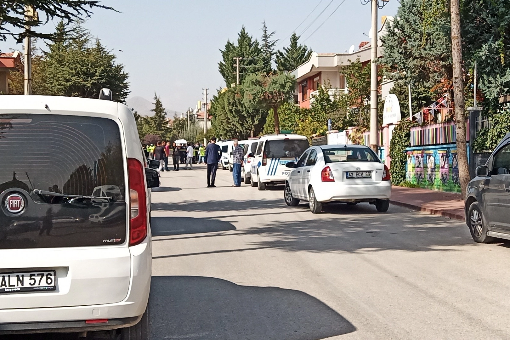 Konya’da polis memuruna bıçaklı saldırı: 7 kez sırtından bıçaklanan polisin durumu ağır haberinin görseli