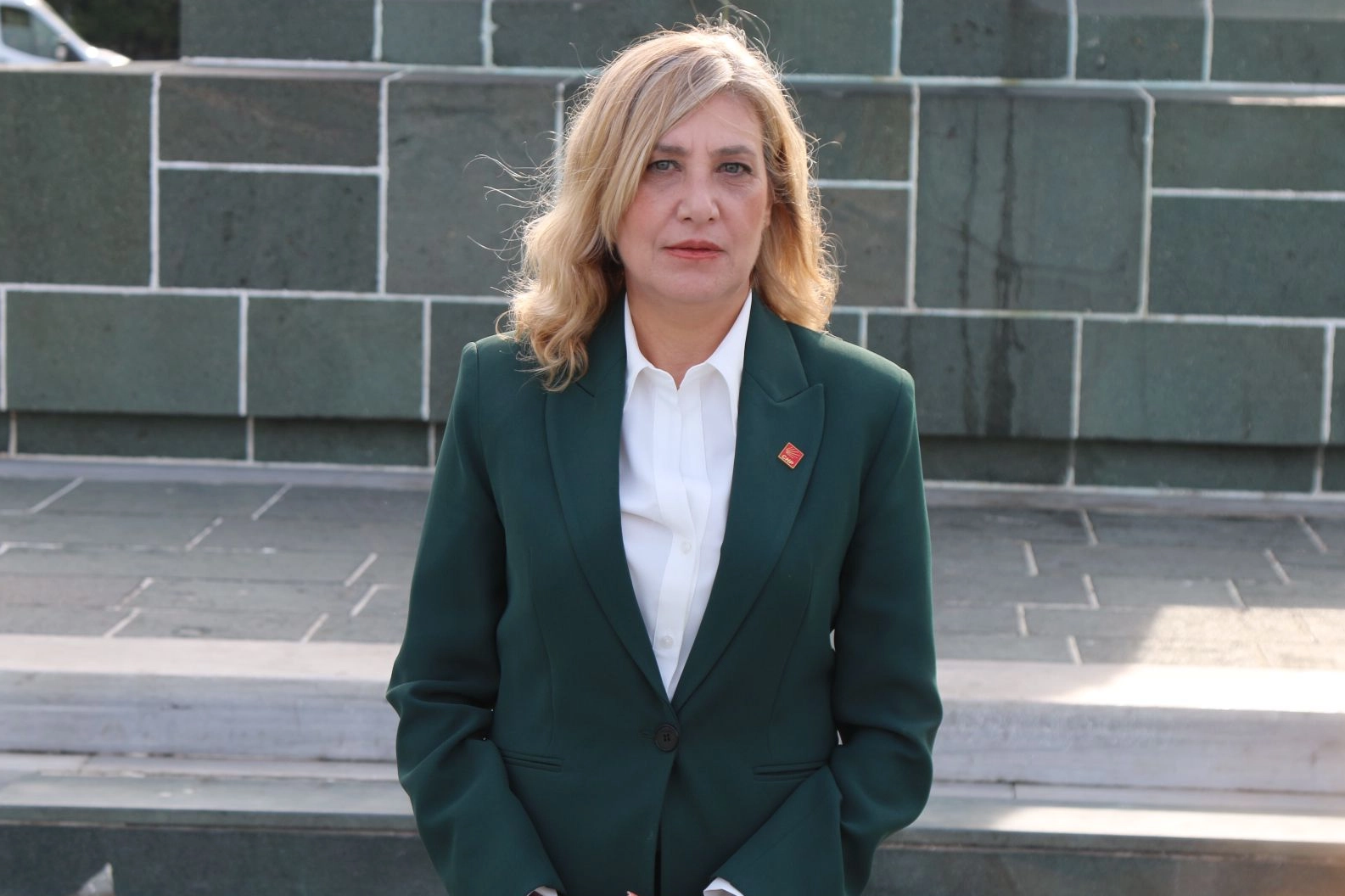 CHP, kadına şiddete dur demek için yürüyecek haberinin görseli