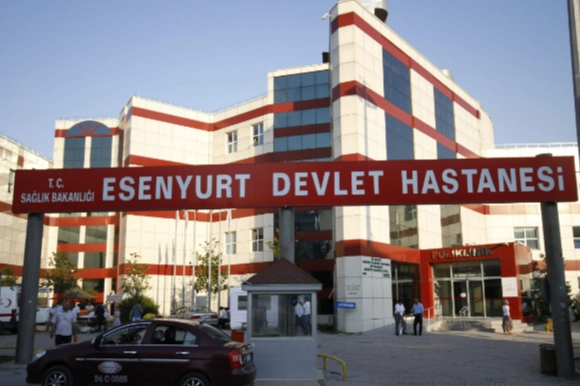 Esenyurt'ta hastanede yangın: Tahliye başladı