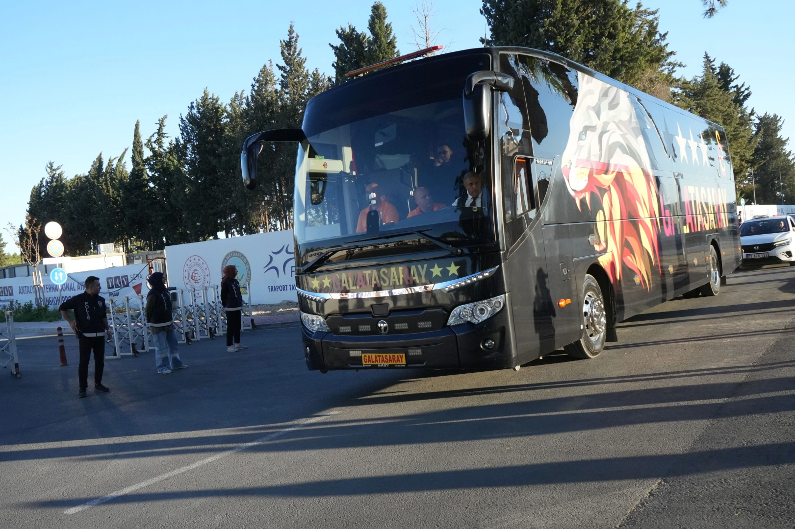 Galatasaray ekibi Antalya'da