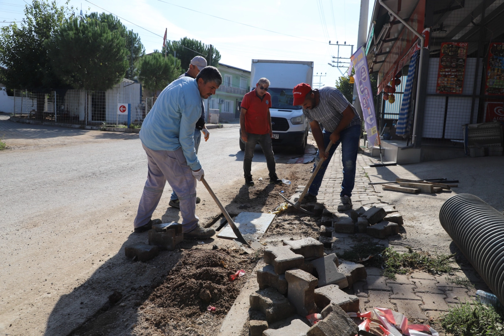 Menderes’te su taşkınlarına son