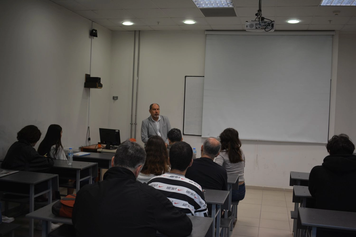Ege’de Cumhuriyet ve Arkeoloji Çalışmaları konferansı haberinin görseli