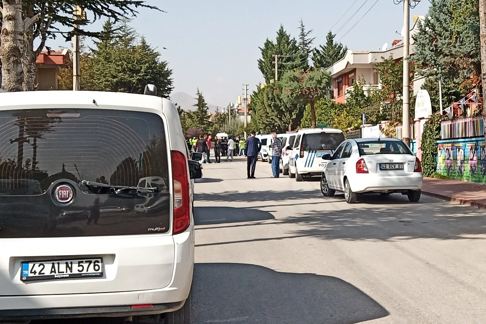 Polisi 7 kez bıçakladı, 