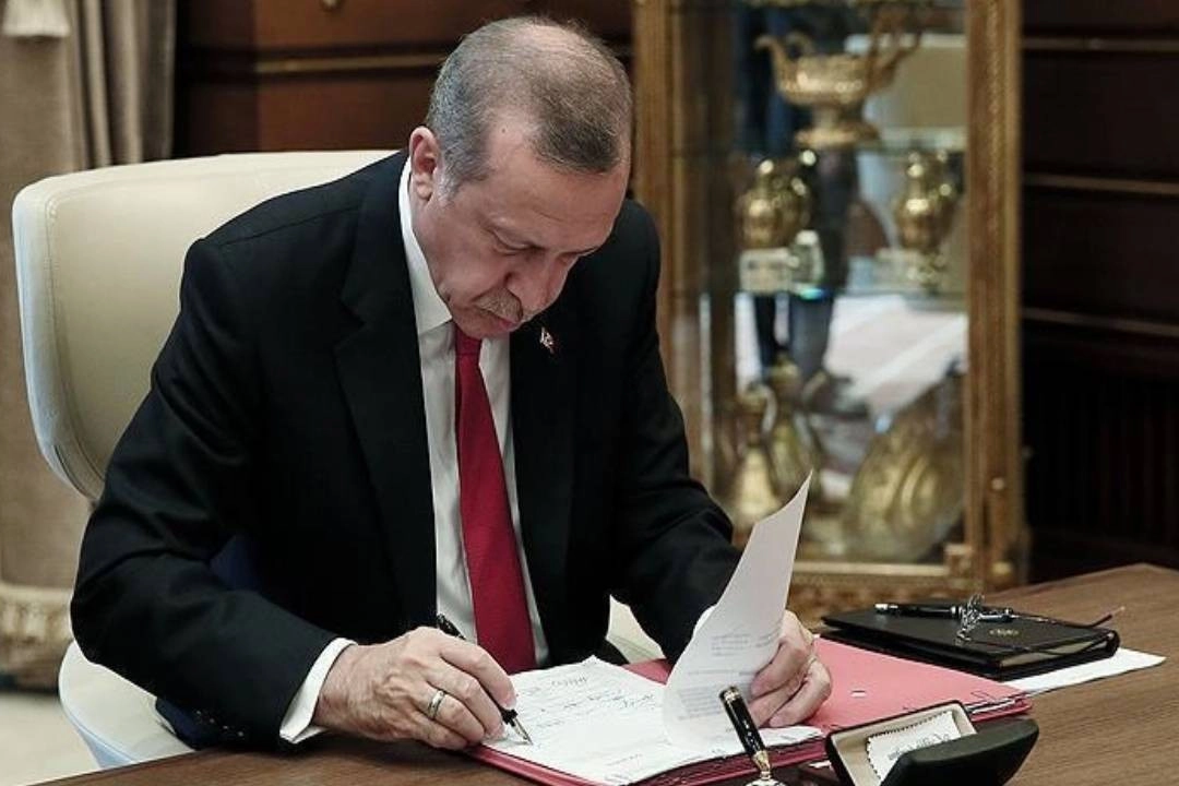 Kamuda mesleğe özel sınavlarda yeni dönem: İzin zorunluluğu kaldırıldı haberinin görseli