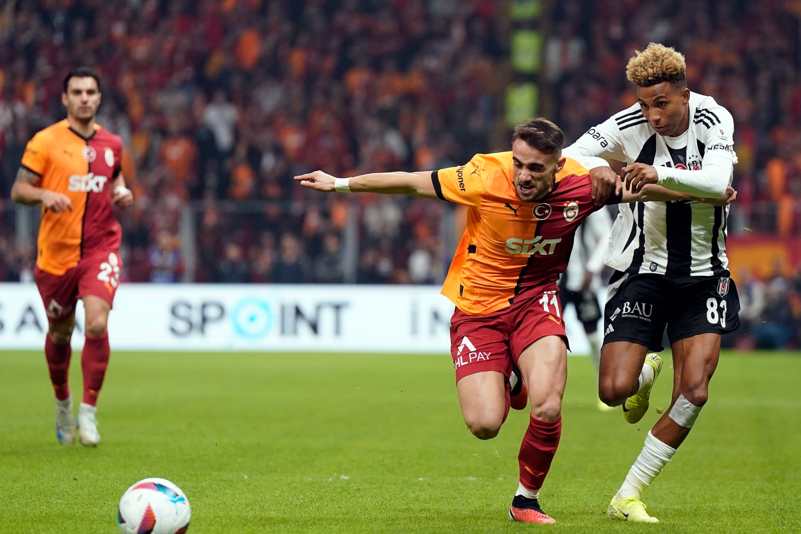 Trendyol Süper Lig: Galatasaray: 1 - Beşiktaş: 0 (İlk yarı)