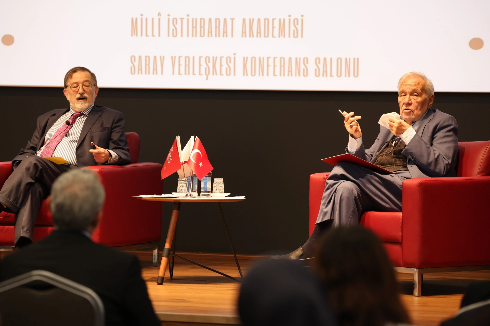 MİA’dan Cumhuriyet ve İstihbarat etkinliği haberinin görseli