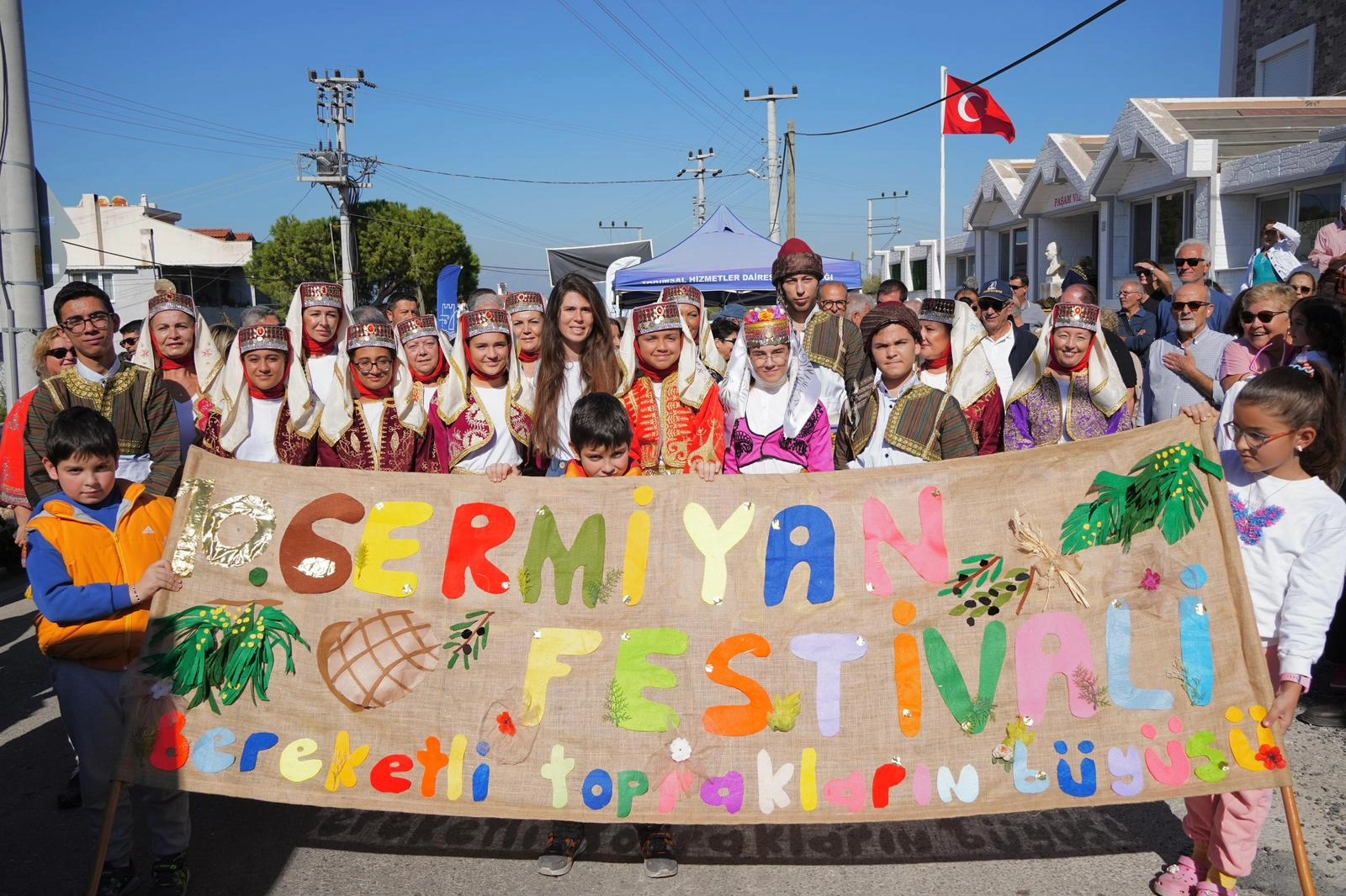 Çeşme’de 10. Germiyan Festivali coşkusu