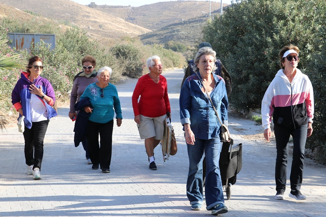 İzmir'de ulaşım sorununa dikkat çekildi